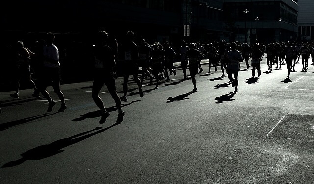 inicio da corrida de rua